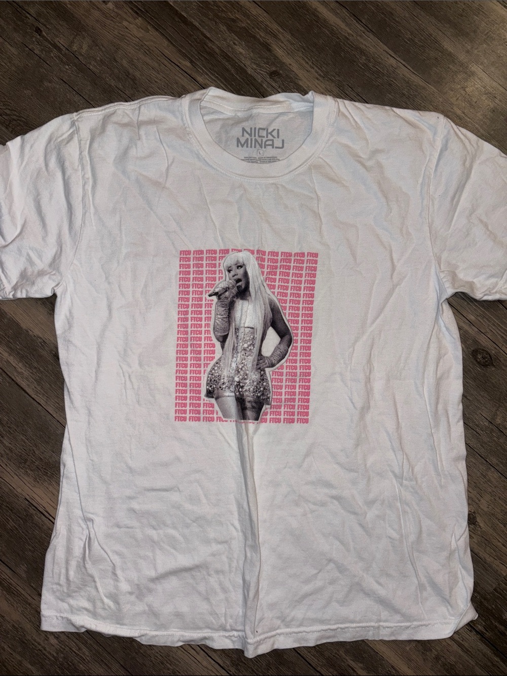 ✨Authentic✨Nicki Minaj Pink Friday 2 GAG CITY World Tour Merch - Size LG